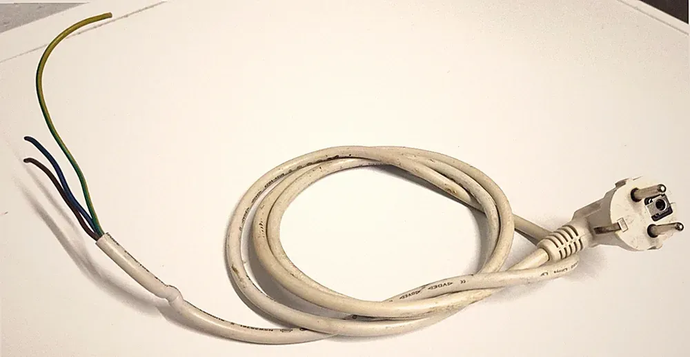 220-Volt-Kabel für den Geschirrspüler Exquisit GSP 9112.1