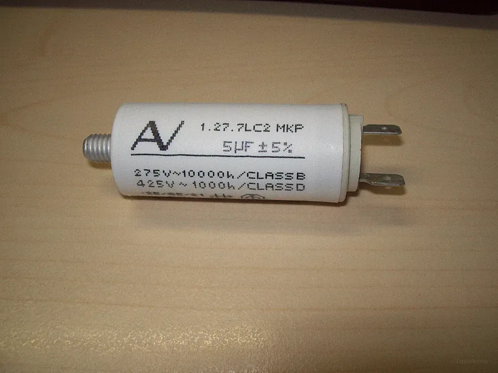 AV wie Kondensator BOSCH 00055114 5µF 425V mit Steckfahnen #41