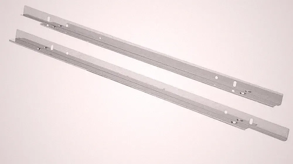 Befestigungssatz Verblendungsleisten 81,5cm GAGGENAU 17007740 für Geschirrspüler