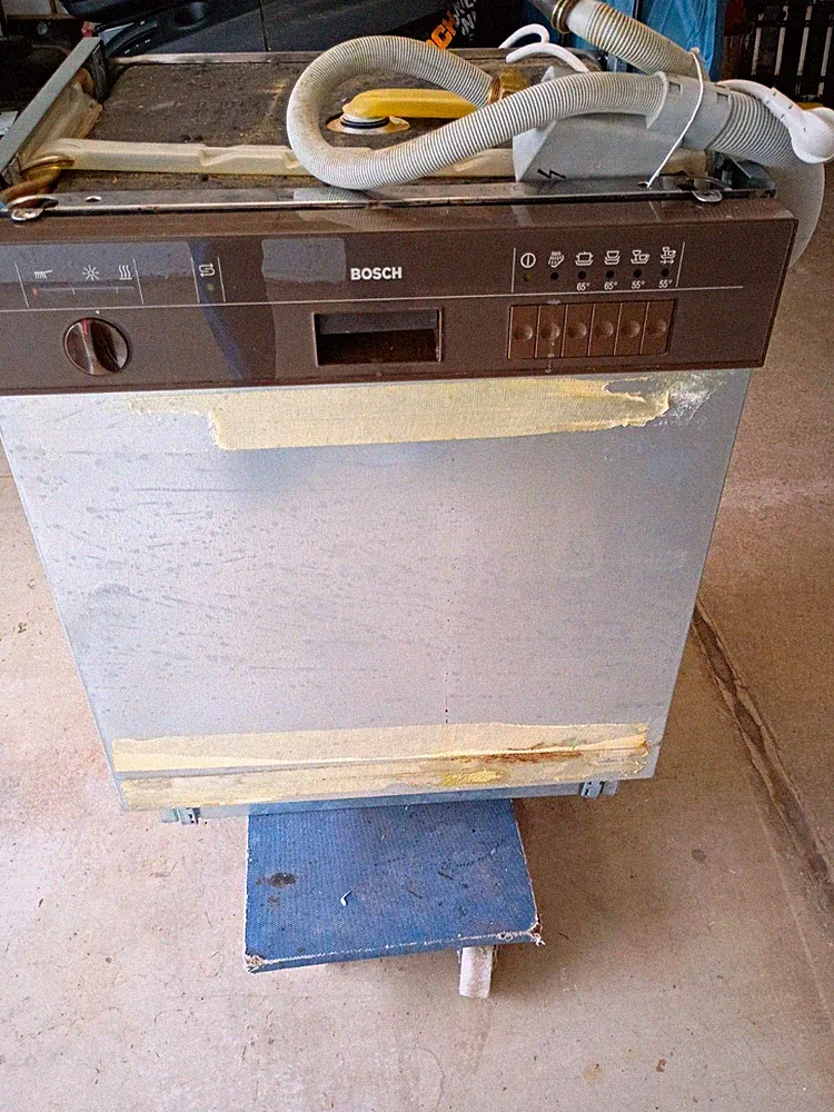 Bosch teilintegrierter Geschirrspüler Edelstahl silber, Wanne Edelstahl