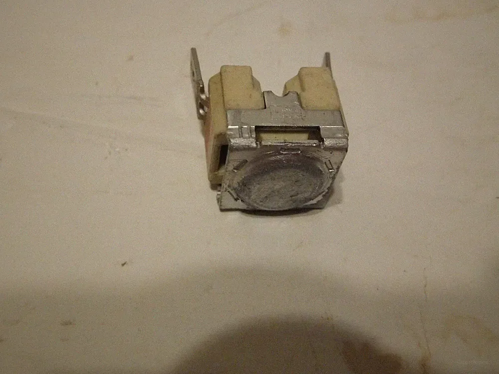 Metall Unterbau