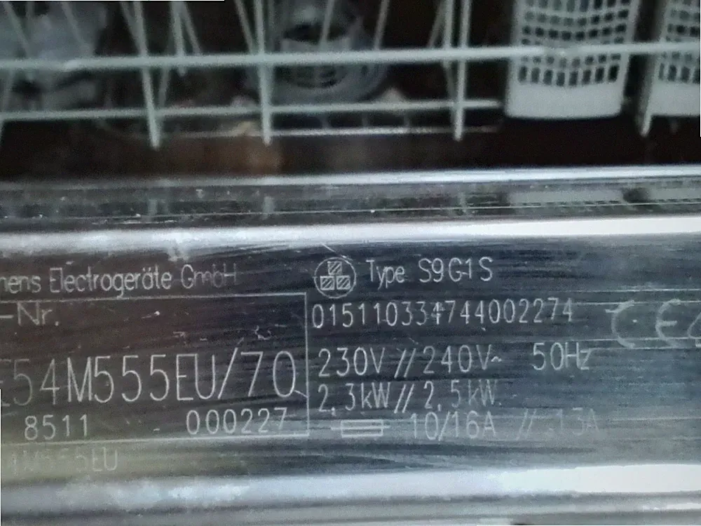 Geschirrspülmaschine Siemens 60 cm unterbaufähig teilintegriert