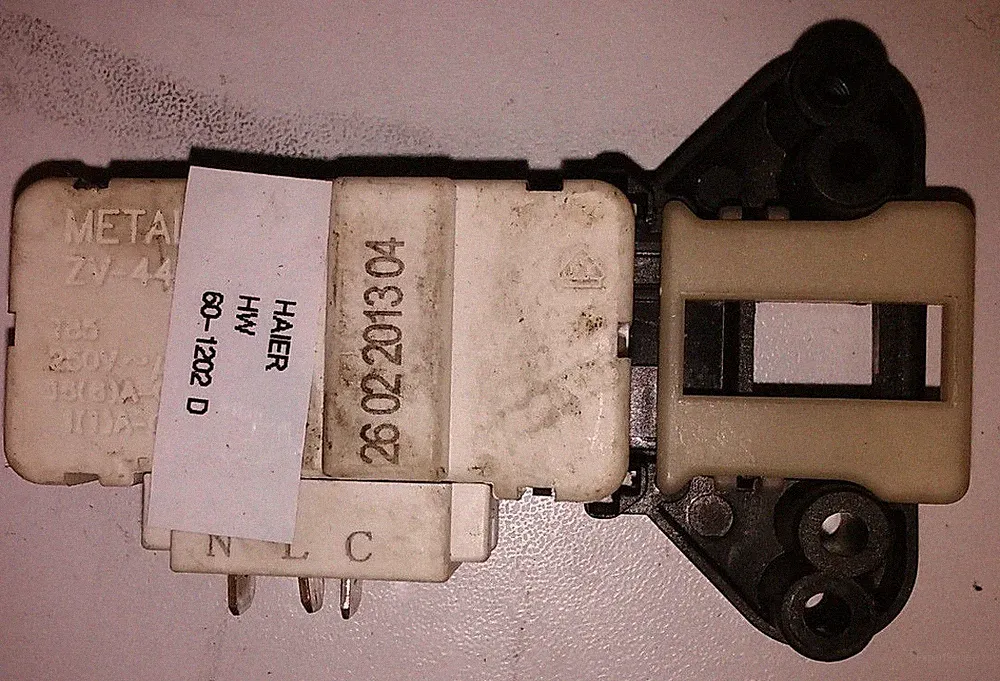 HAIER HW 60-1202 D Türverriegelung Schloss Türschloss METAFLEX T85