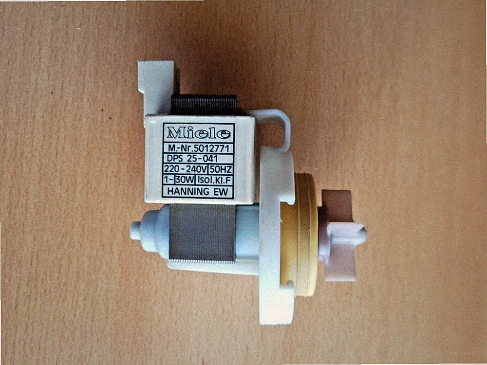 Miele Ablaufpumpe 230V 30W M.- Nr. 5012771