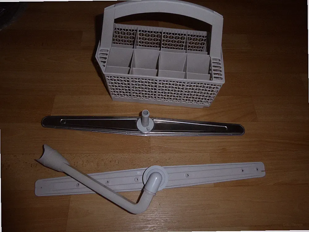 Miele G8050 Spülmaschine Zubehör oberer und untere Sprülarm + Besteckkorb