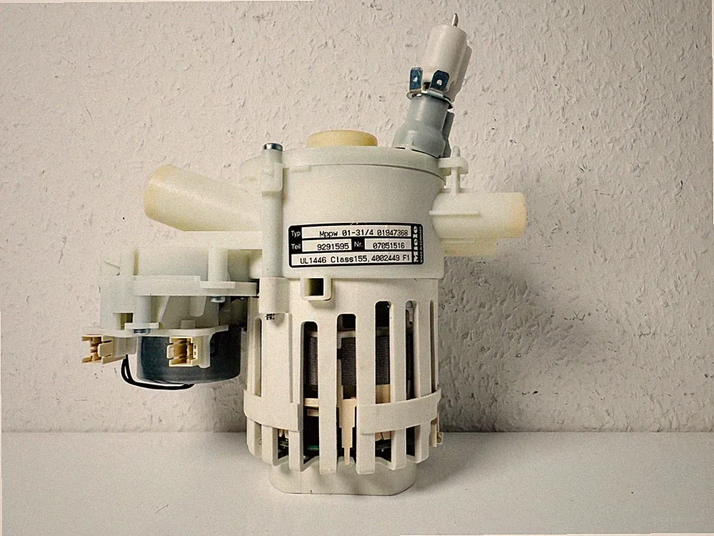 Miele Umwälzpumpe Mppw 01-31/4 Spülmaschine geprüft Dichtungen NEU 9291595