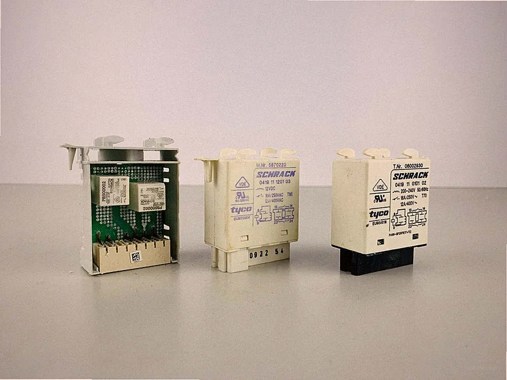 Original Miele Schrack Elektronik Relais EZL 517-A 5870220 09053390