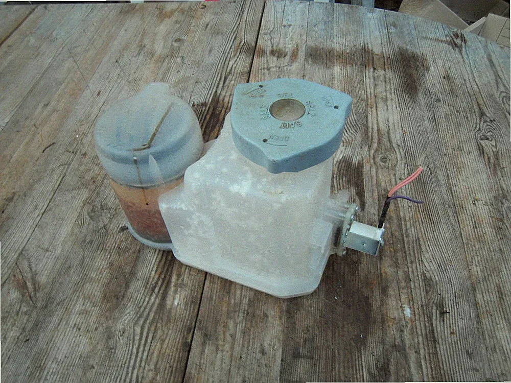 Salzbehälter Wasserenthärter Geschirrspüler Spülmaschine Haier DW9-TFE 45cm
