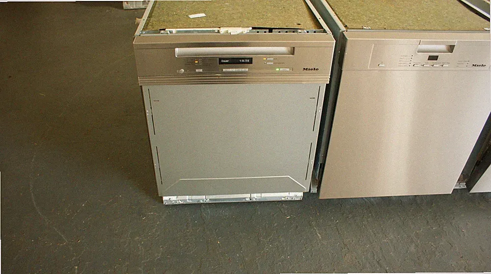 TOP MIELE EINBAUSPÜLER G 6730 SCI MIT EDELSTAHL BEDIENBLENDE AUTO OPEN TOP